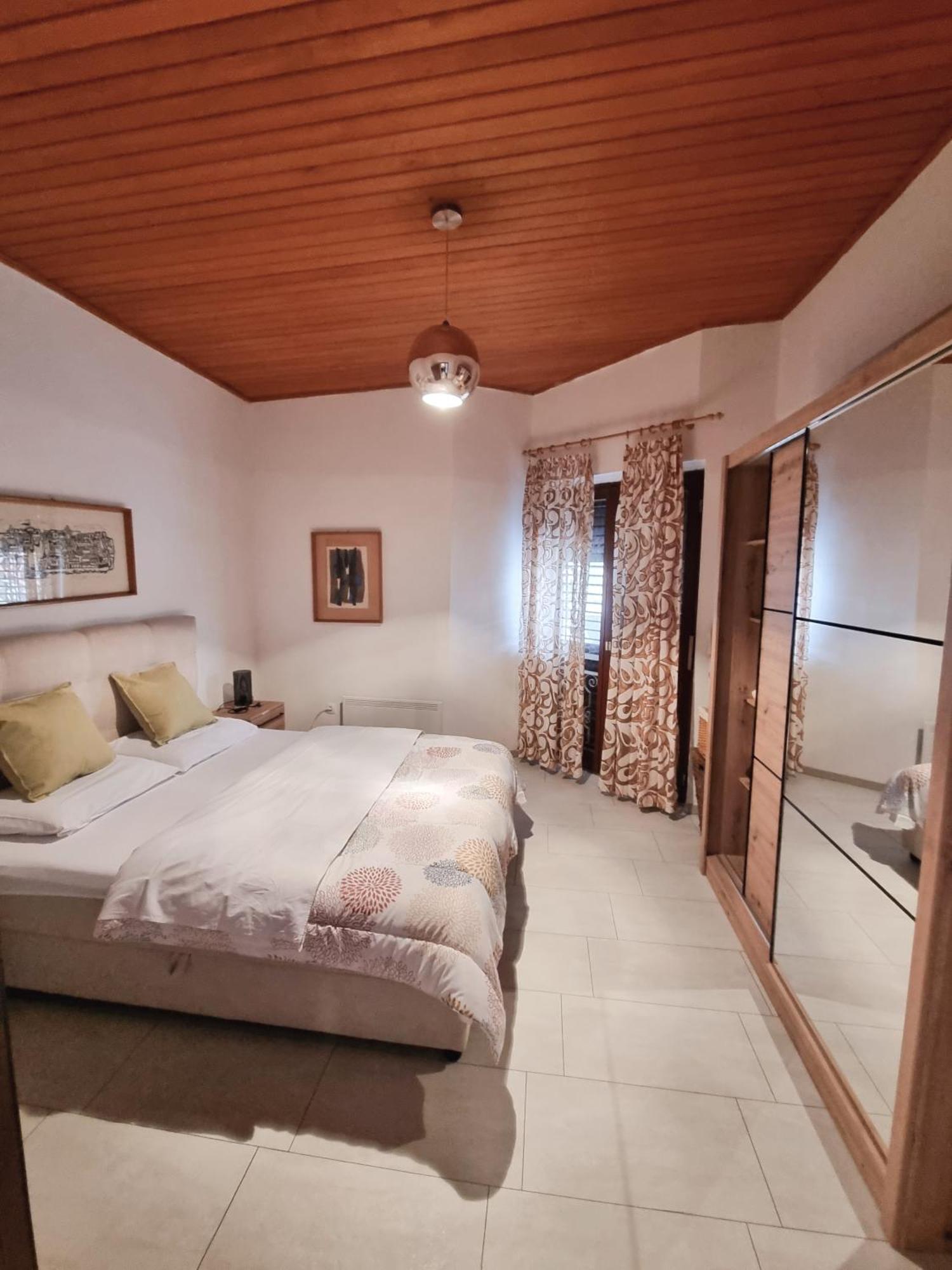 Villa Zlata - Holiday House Baška Habitación foto