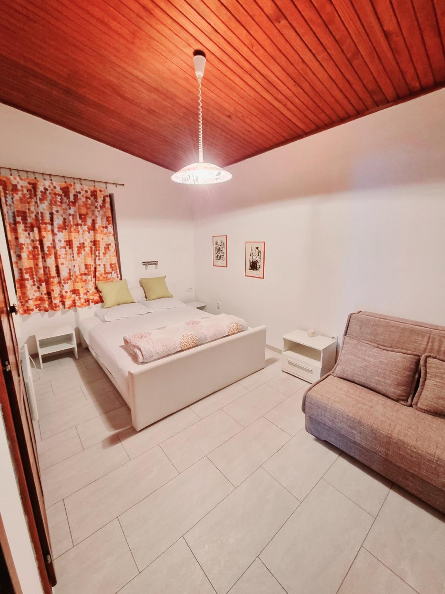 Villa Zlata - Holiday House Baška Habitación foto